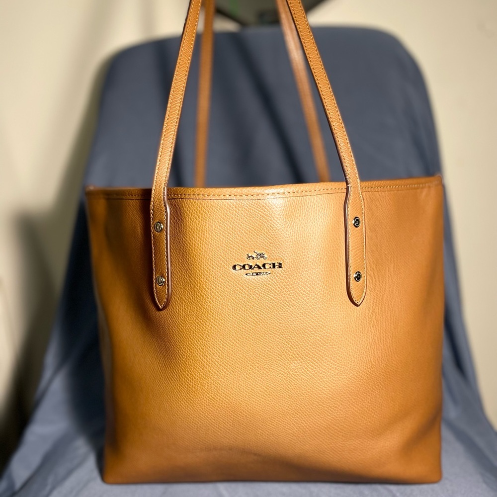 Coach Tote